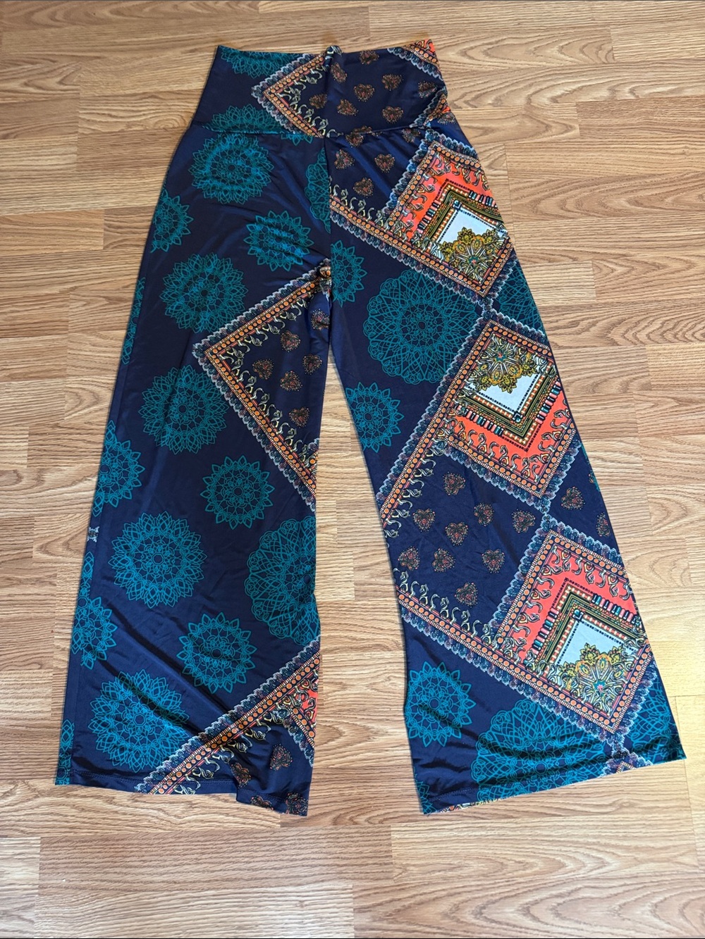 Bobbie Brooks Navy Wide Leg Pants with Teal & Coral Patchwork Print - Picture 1 of 6